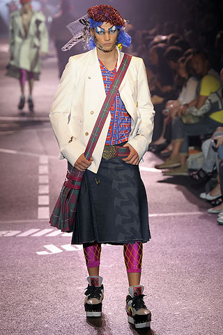 John Galliano / - 2009